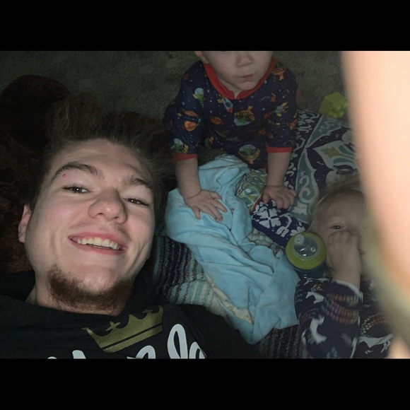 Meet your Posher, Travis - Picture 1 of 1